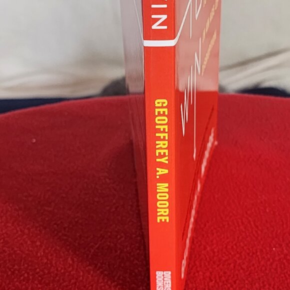 Zone to Win Organizing to Compete in an Age of Disruption by Geoffrey A Moore - Picture 5 of 16